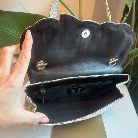 Chanel ‘Canvas No. 5 Camellia Flap Bag’ - Picture 5 of 14